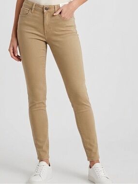American Eagle Outfitters Tan Super Stretch High Rise Jegging